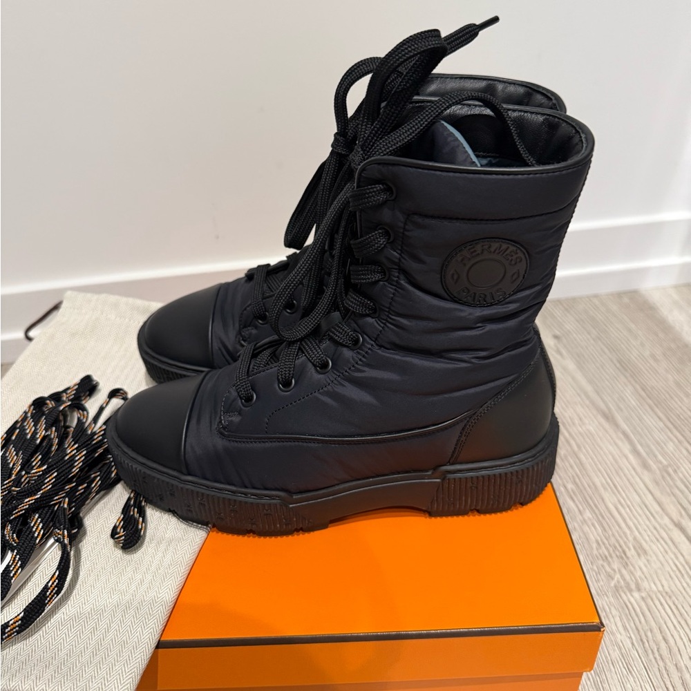 Black High-Top Men's Boots - Picture 4 of 6